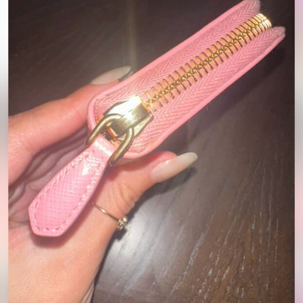 Prada Blush Pink Leather Bow Wallet - Picture 5 of 8